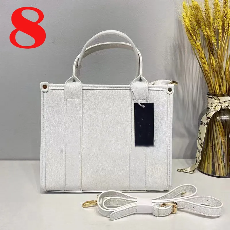 Top Fashion bag Ladies shoulder bag Luxury designer shoulder bag handbag Classic handbag fashion satchel elegant temperament armpit bag retro purse decorative bag